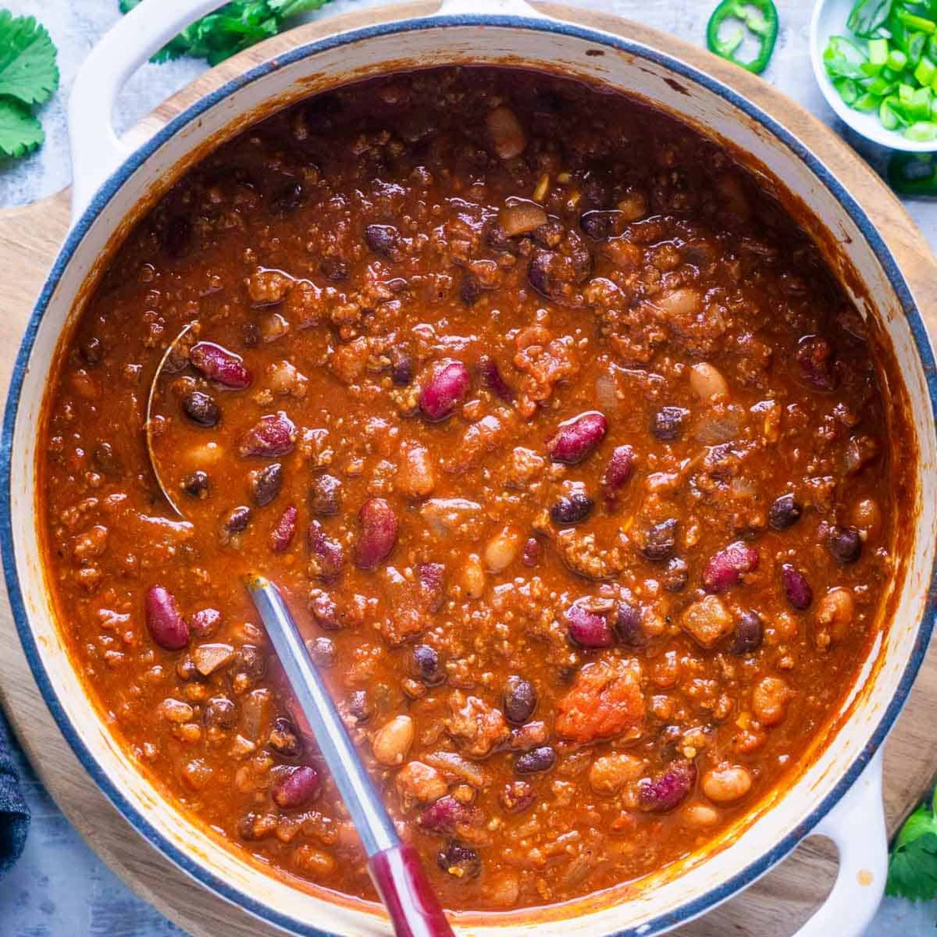 Papas salteadas con chili de pavo