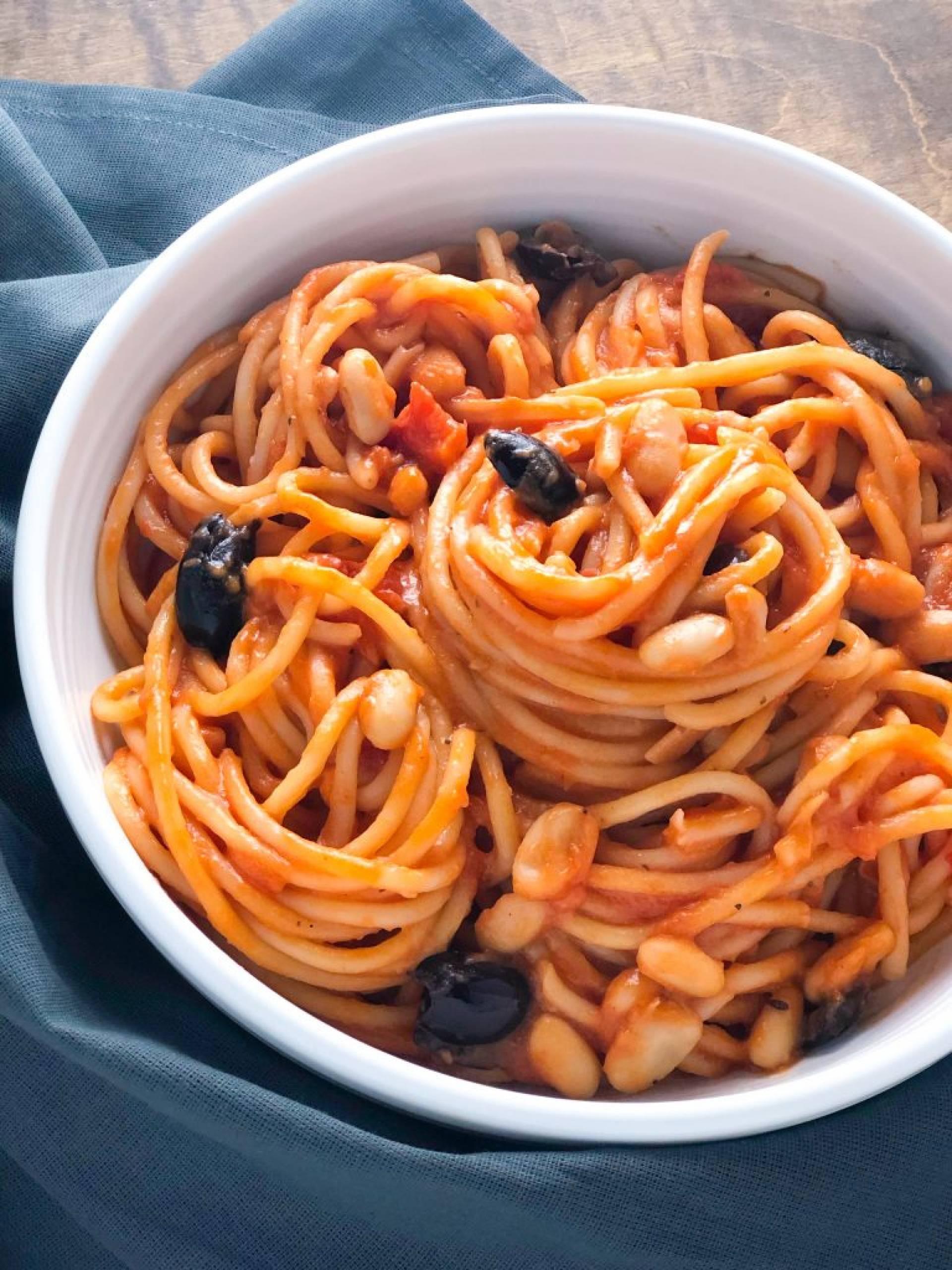 Italian pasta + cannellini beans (vegan)