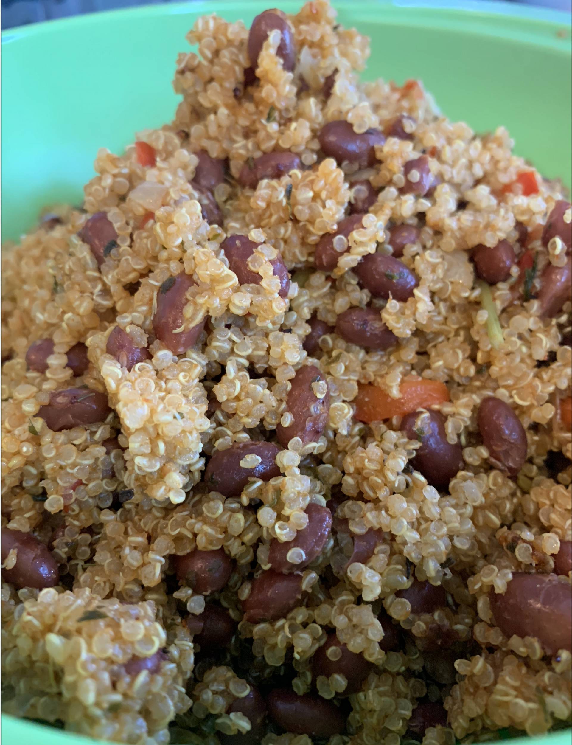 Mamposteao de quinoa + ensalada de granos